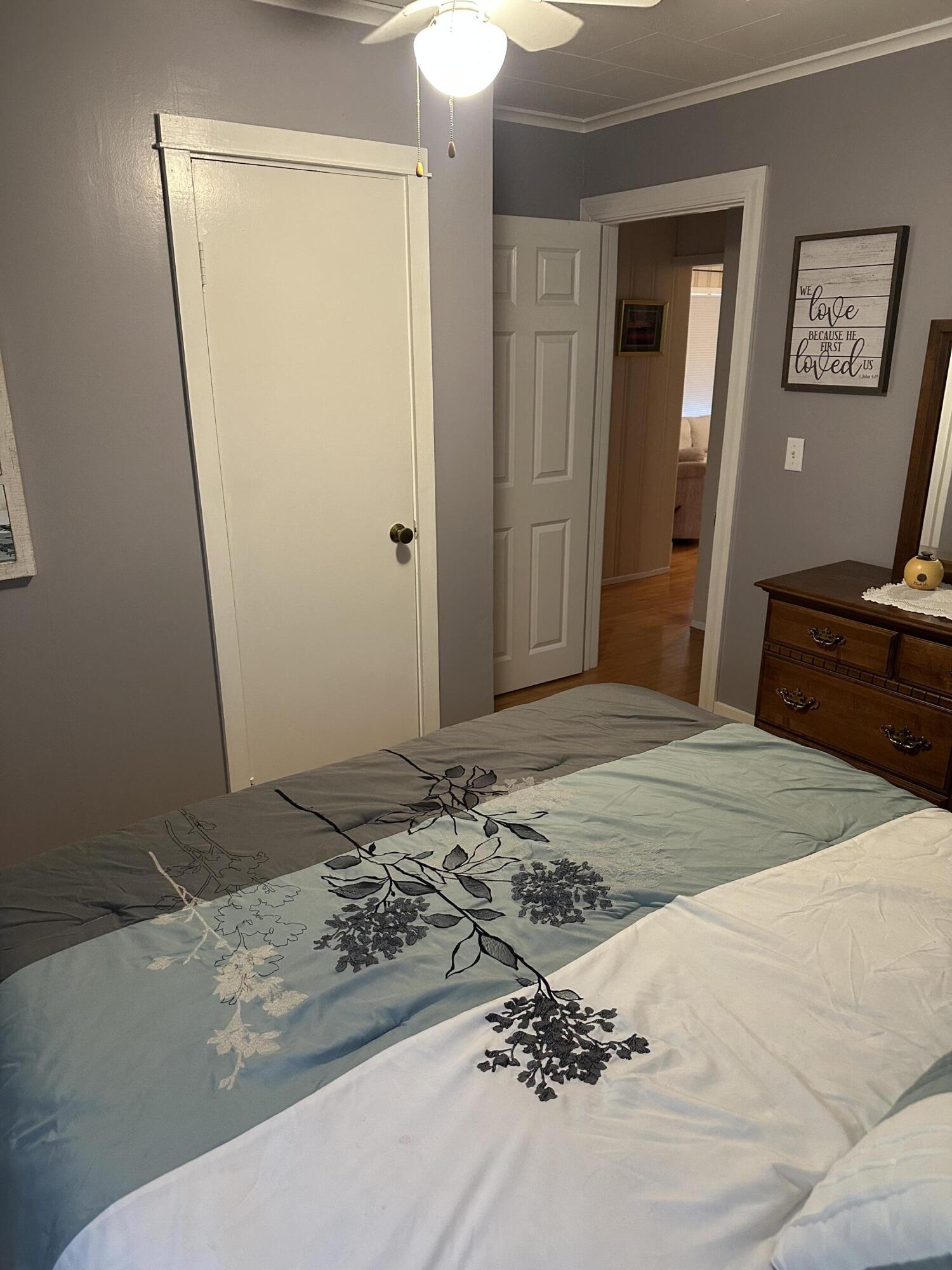 73 Forest Avenue Millinocket, ME 04462 - Photo 12 of 21 F192C0BB-CDEB-4D24-B0F9-C58199084718