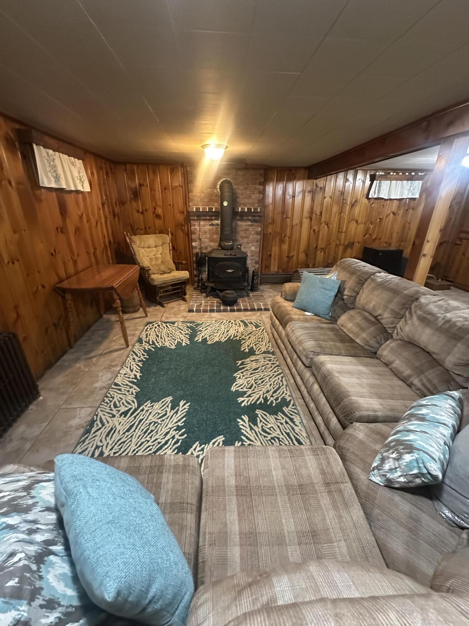 73 Forest Avenue Millinocket, ME 04462 - Photo 18 of 21 4249B74F-EFD6-4E2B-93DD-70968322D626