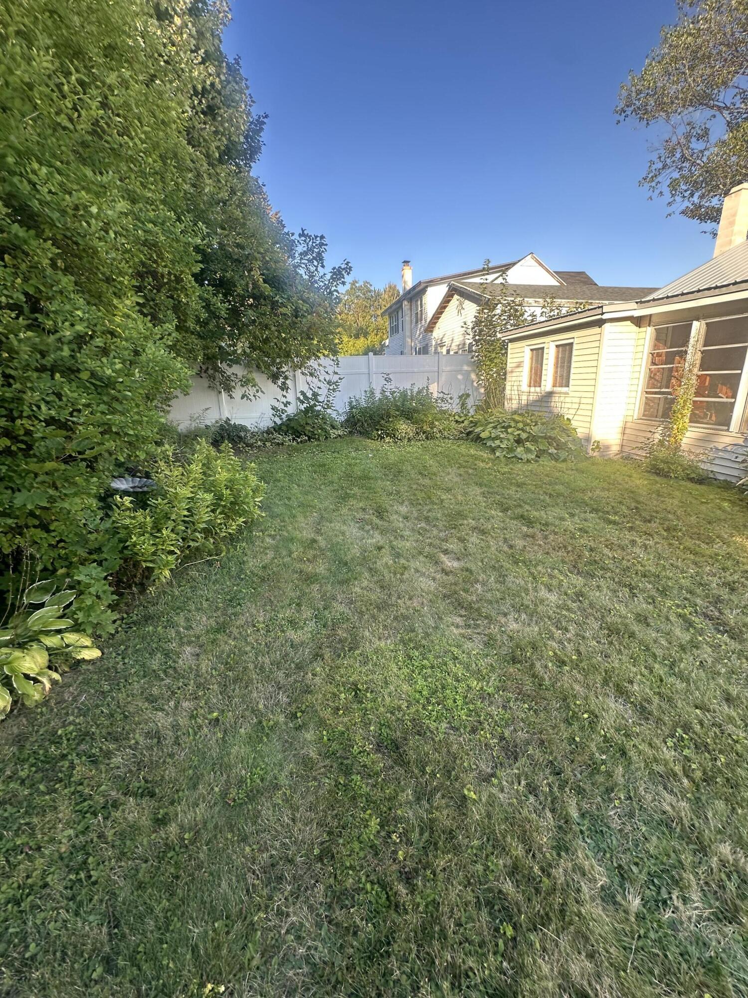73 Forest Avenue Millinocket, ME 04462 - Photo 20 of 21 FAF57CBB-10B6-4912-854B-C19A496FB9BF