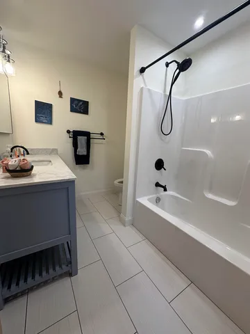 $6,500 | 38 Brimmer Lane, Unit A, Hampton Falls, NH 03844