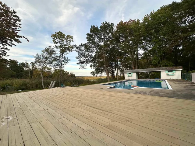 $6,500 | 38 Brimmer Lane, Unit A, Hampton Falls, NH 03844