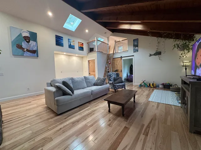 $6,500 | 38 Brimmer Lane, Unit A, Hampton Falls, NH 03844