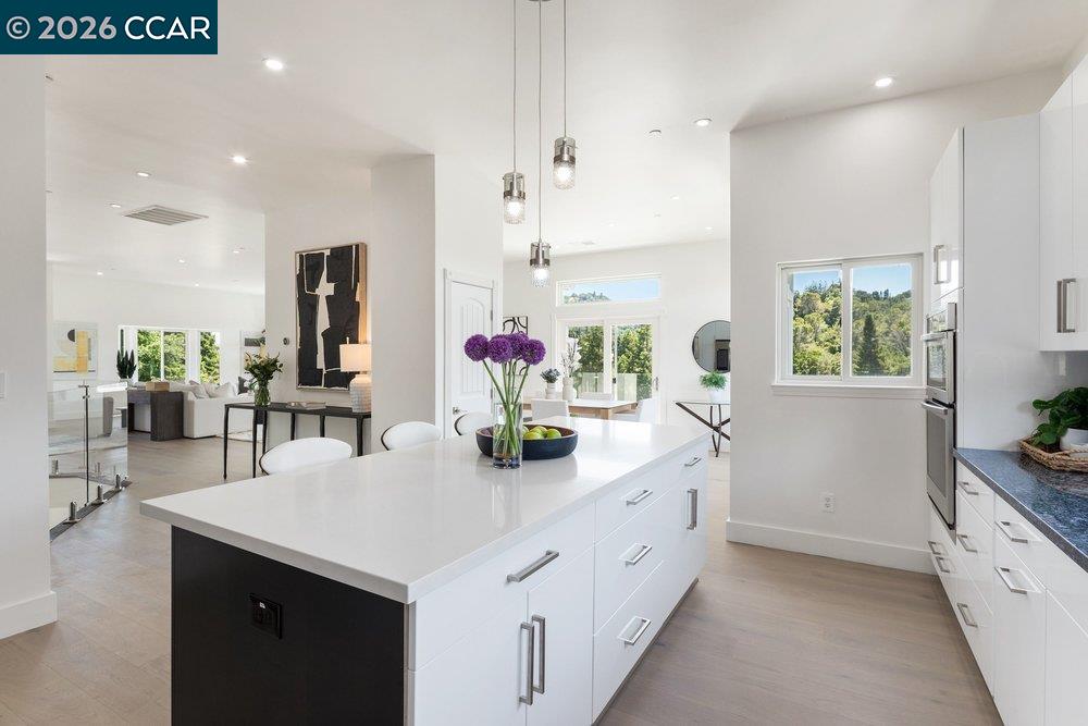 130 Arbor View Lane Lafayette, CA 94549 - Photo 11 of 40