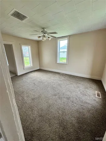 $130,000 | 213 State Street, La Belle, MO 63447