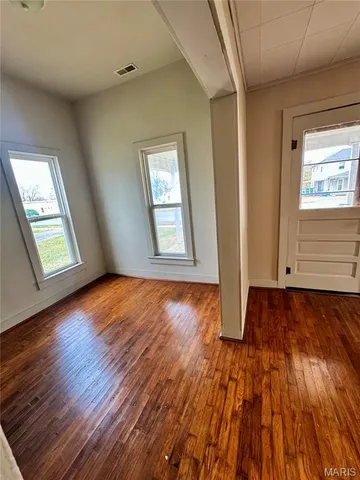 $130,000 | 213 State Street, La Belle, MO 63447