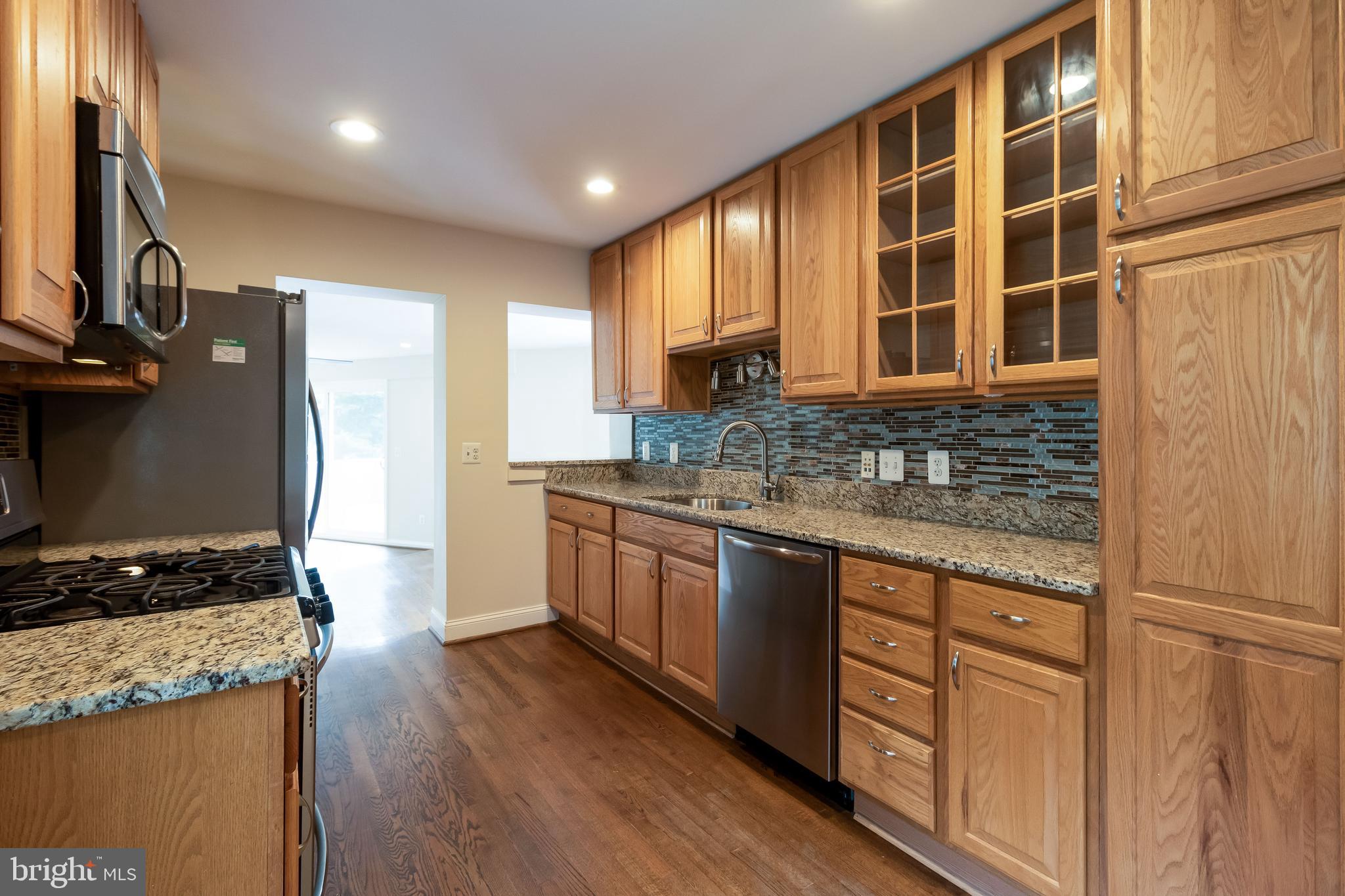 2904 Graham Road Falls Church, VA 22042 - Photo 9 of 58 Gallery Image 9