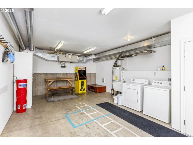 a view of outdoor space yard and front of house