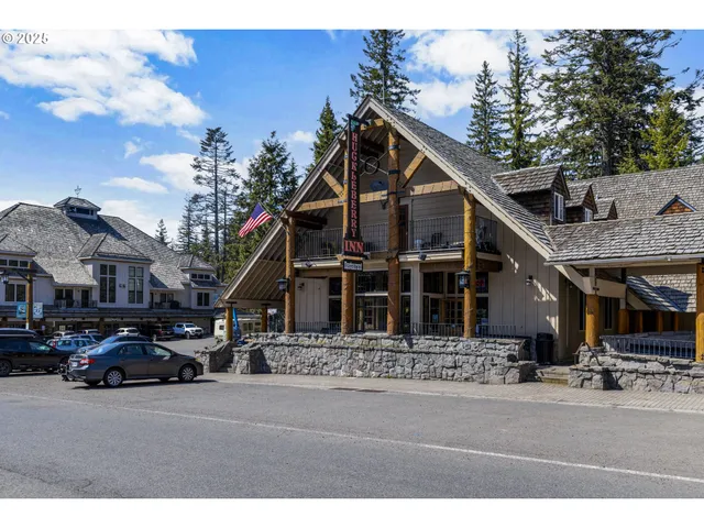 $729,900 | 30654 East Ski Bowl Way, Unit H138, Government Camp, OR 97028