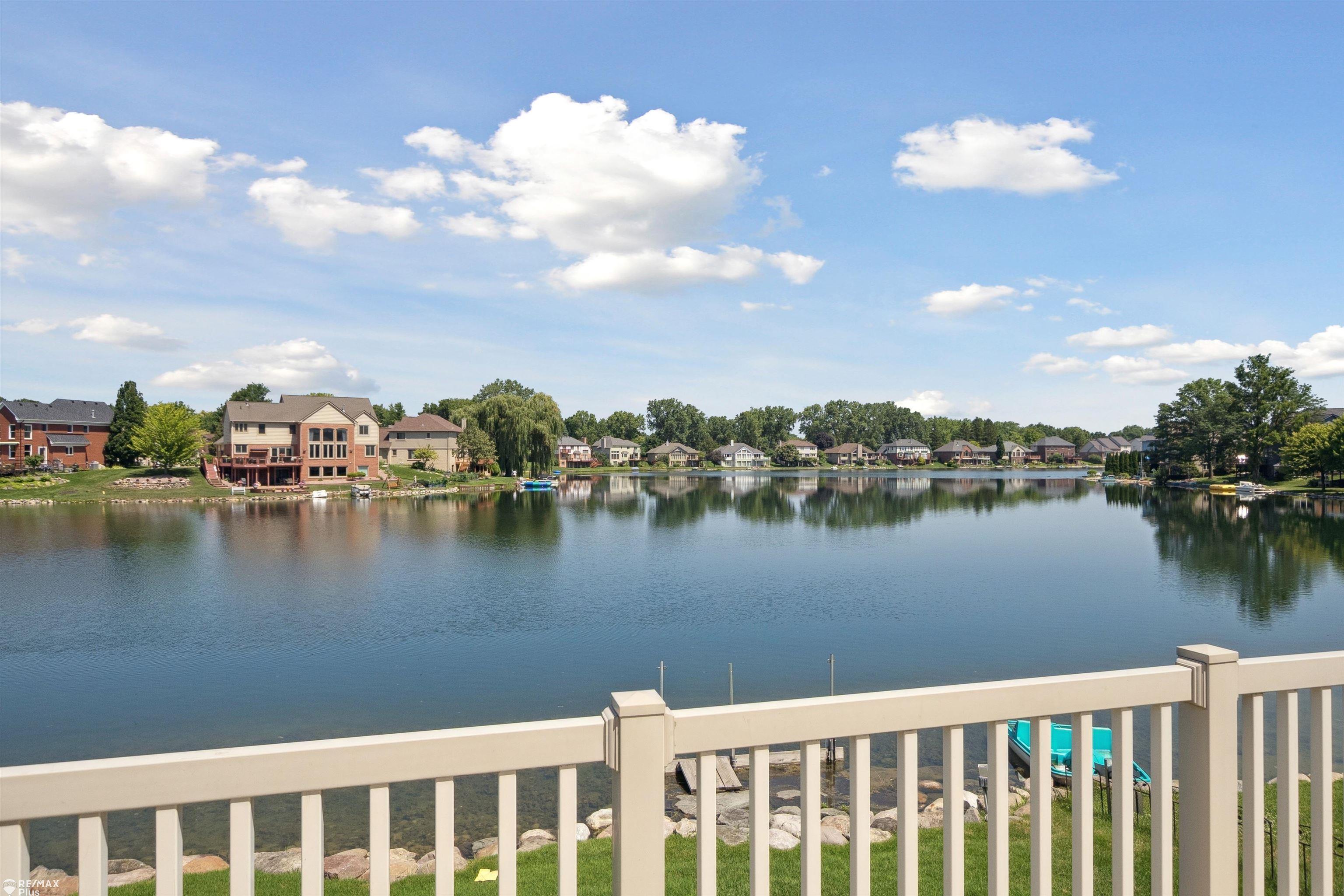 1671 South Shore Drive Rochester Hills, MI 48307 - Photo 26 of 77