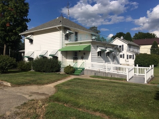 306 Park Street Howe, IN 46746 - Photo 4 of 11 Gallery Image 4