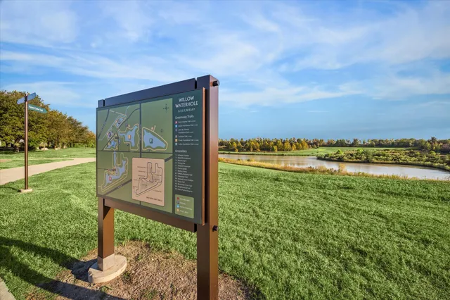 $435,000 | 5827 Burlinghall Drive, Houston, TX 77035