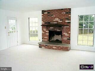 816 Cliff Road Bensalem, PA 19020 - Photo 2 of 6 Gallery Image 2