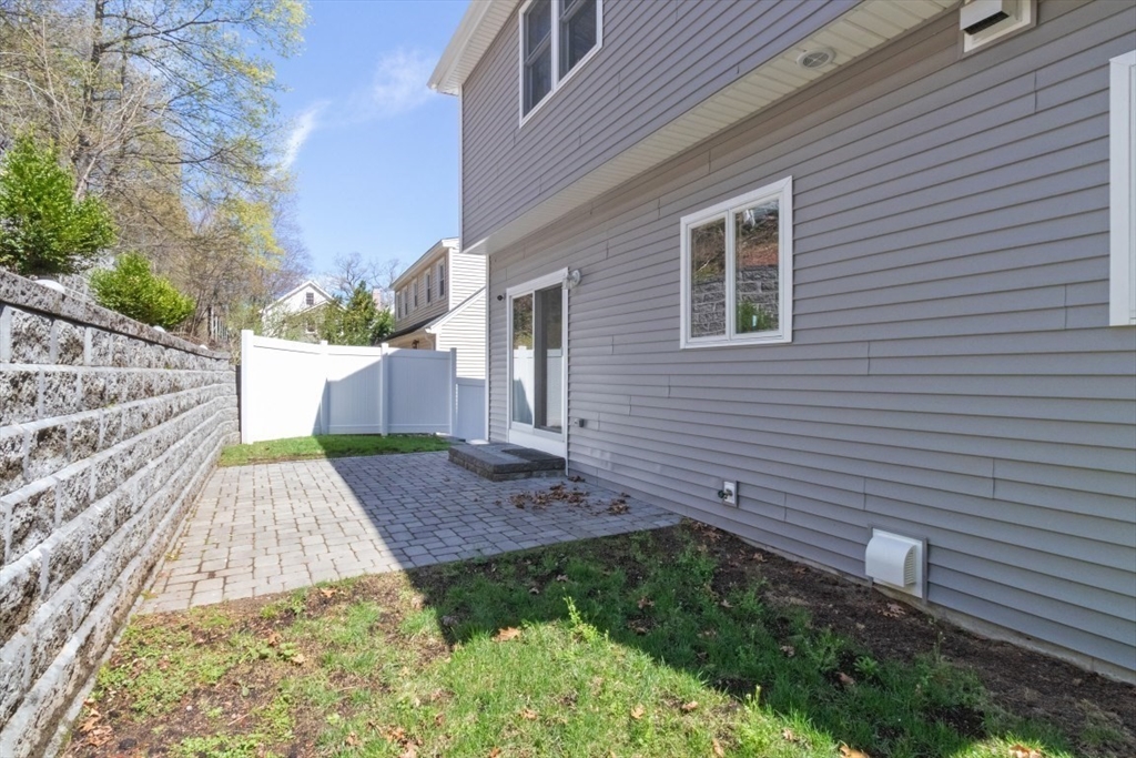 20 College Farm Road Waltham, MA 02451 - Photo 27 of 32