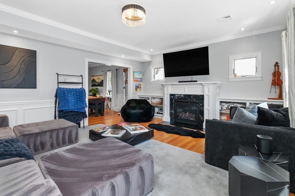 20 College Farm Road Waltham, MA 02451 - Photo 9 of 32