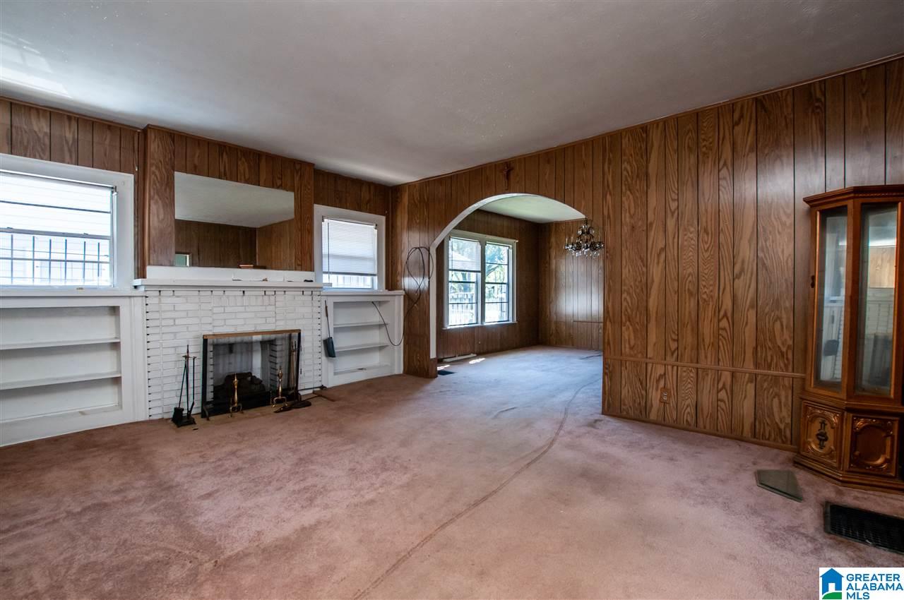 1224 16th Place Southwest Birmingham, AL 35211 - Photo 2 of 22
