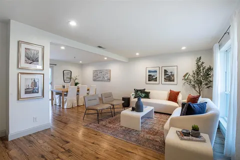 $425,000 | 431 Lowell Lane, Richardson, TX 75080