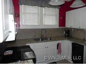 199 Edwards Street Rutherfordton, NC 28139 - Photo 3 of 15