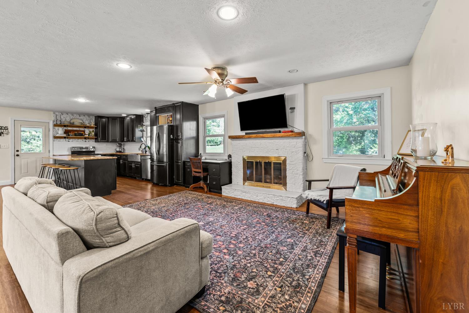 1324 Founding Way Road Bedford, VA 24523 - Photo 9 of 58
