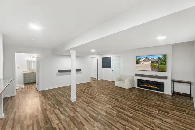 $790,000 | 1388 Mamerow Lane West, Oconomowoc, WI 53066