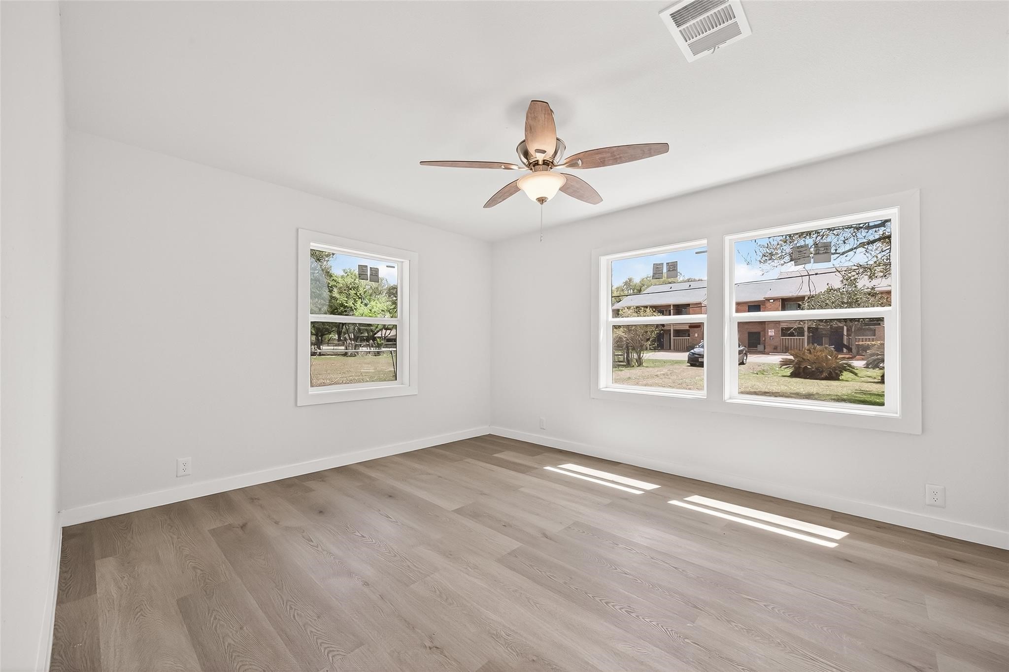 815 Brooks Avenue Rosenberg, TX 77471 - Photo 33 of 48