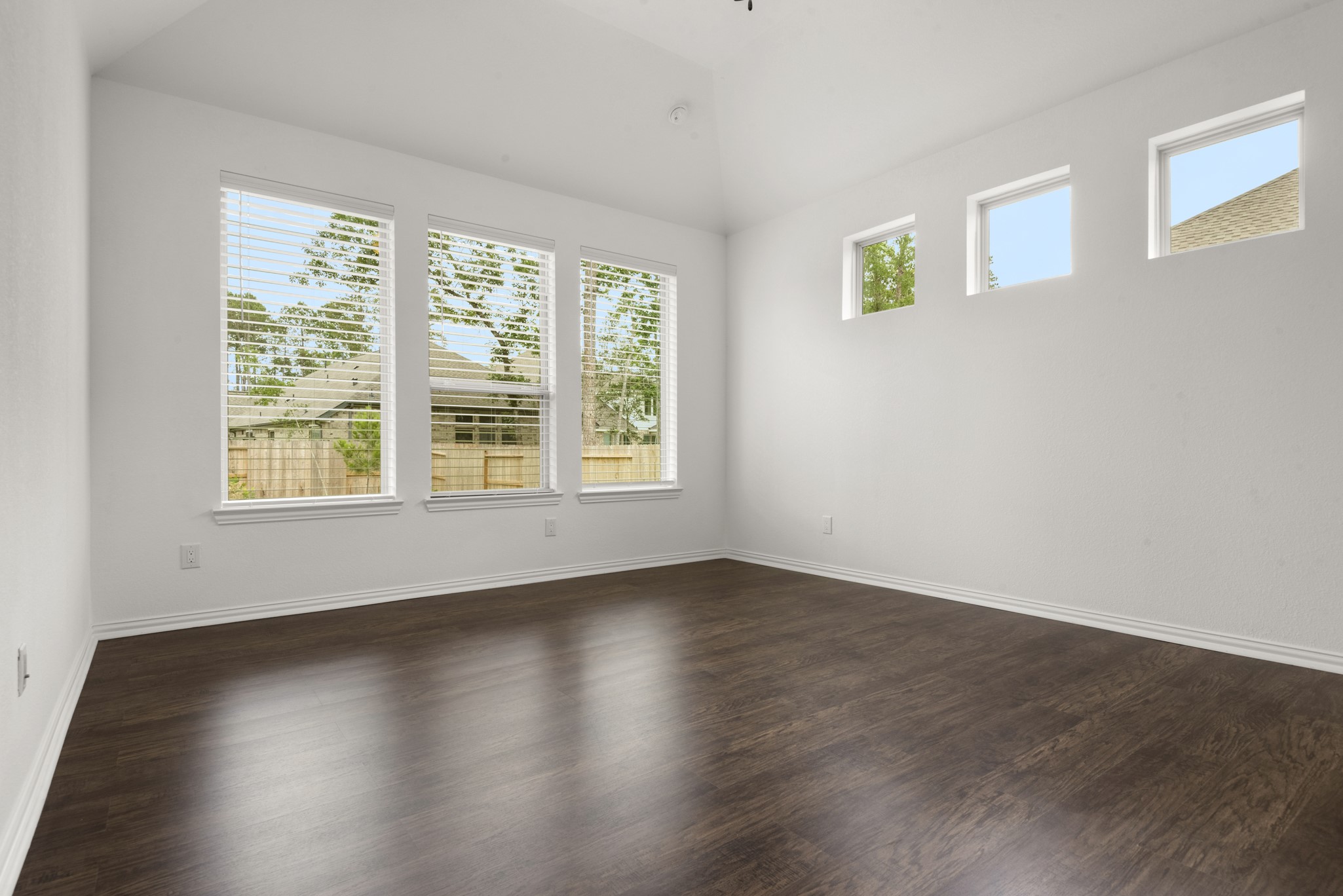 236 Scarlet Maple Way Willis, TX 77318 - Photo 17 of 30