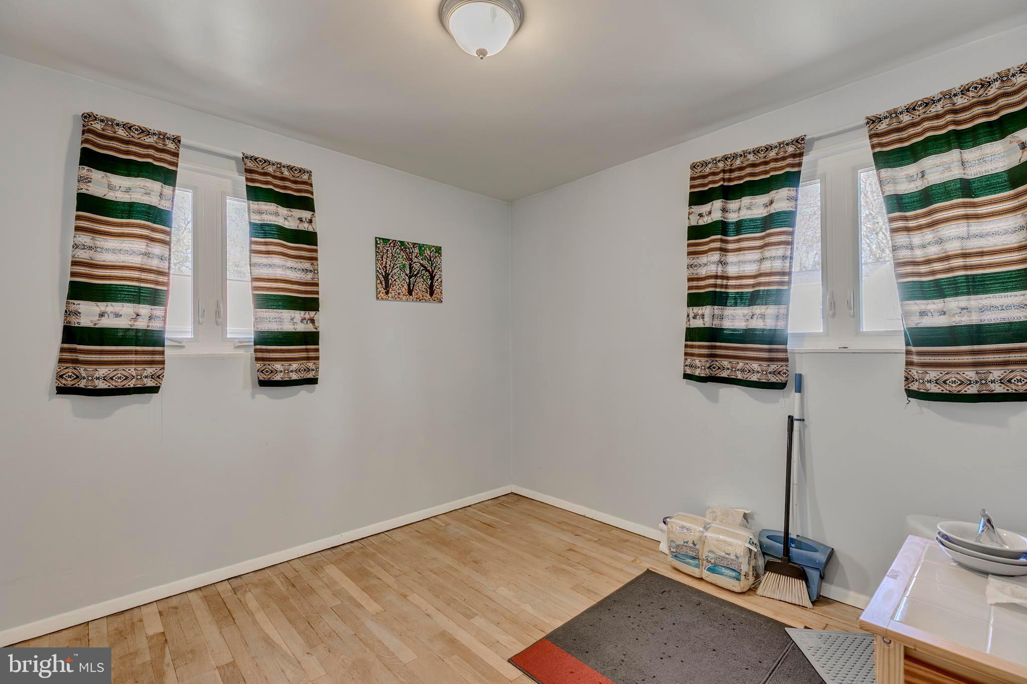 11811 Judson Road Silver Spring, MD 20902 - Photo 15 of 34