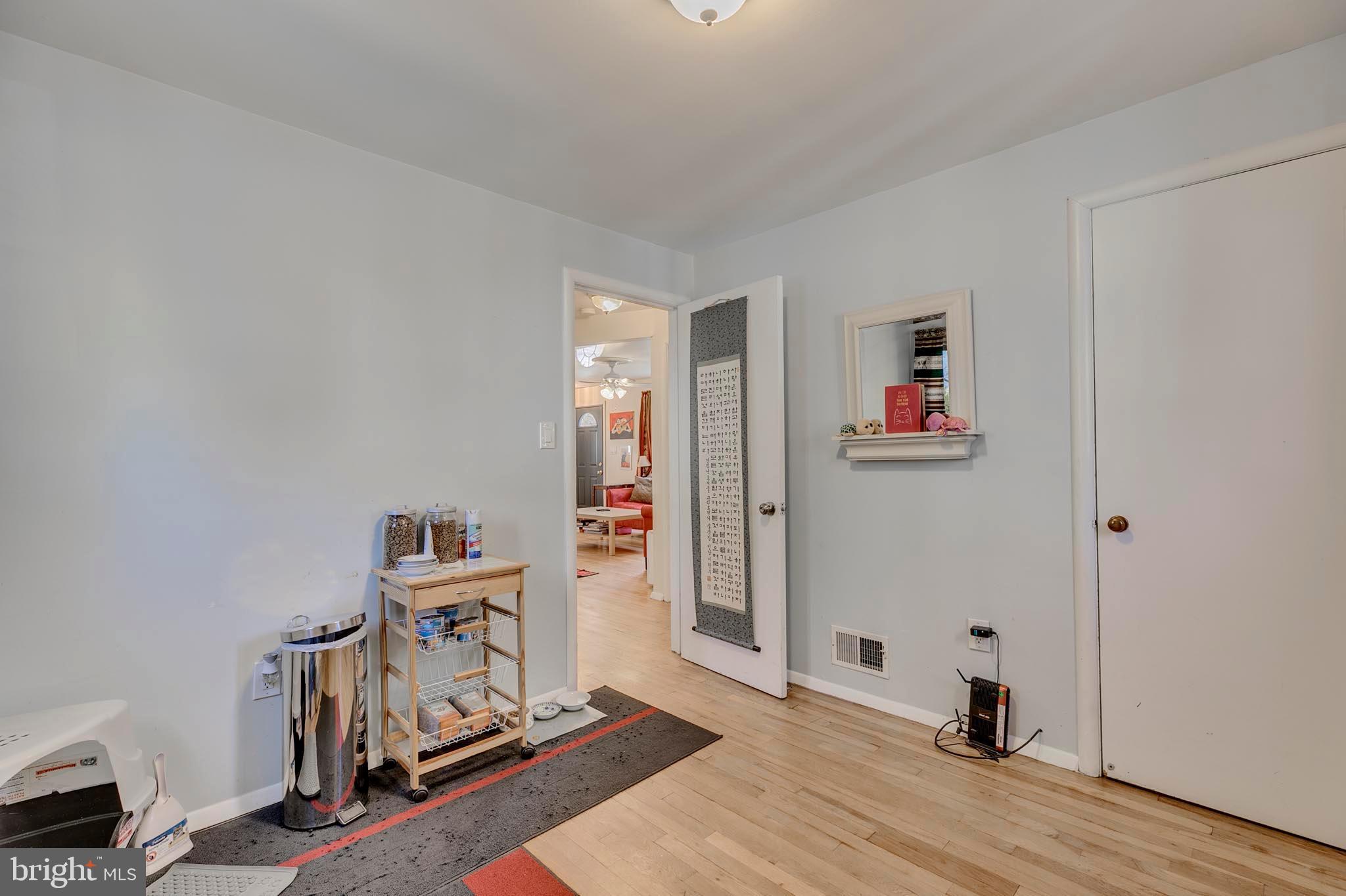 11811 Judson Road Silver Spring, MD 20902 - Photo 16 of 34