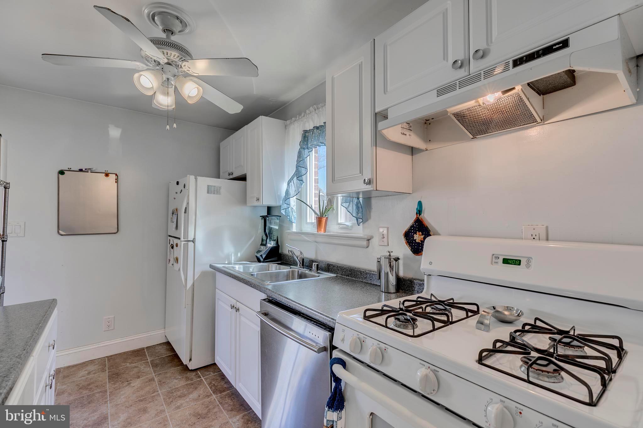 11811 Judson Road Silver Spring, MD 20902 - Photo 8 of 34