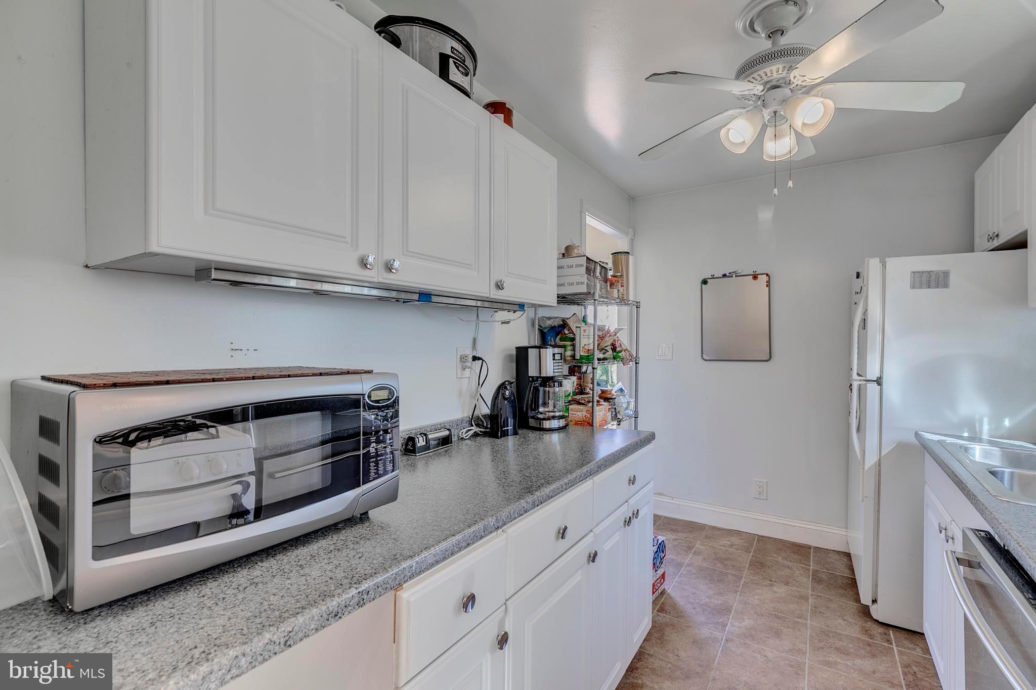 11811 Judson Road Silver Spring, MD 20902 - Photo 9 of 34