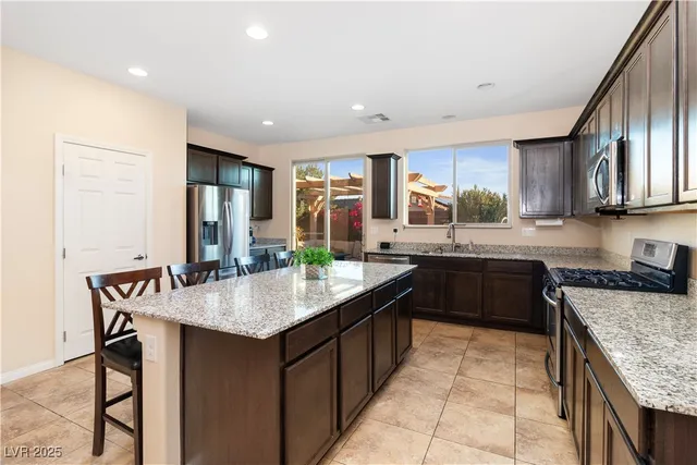 $399,990 | 2079 Port Royal Drive, Laughlin, NV 89029