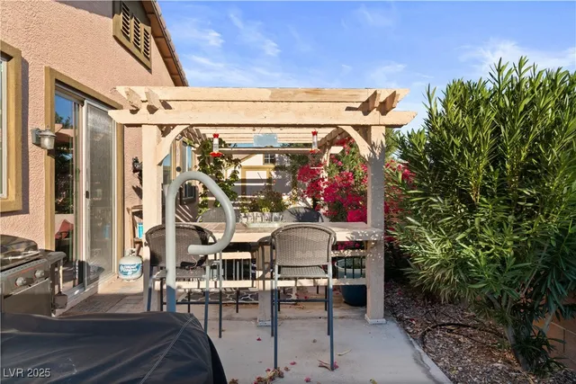 $399,990 | 2079 Port Royal Drive, Laughlin, NV 89029