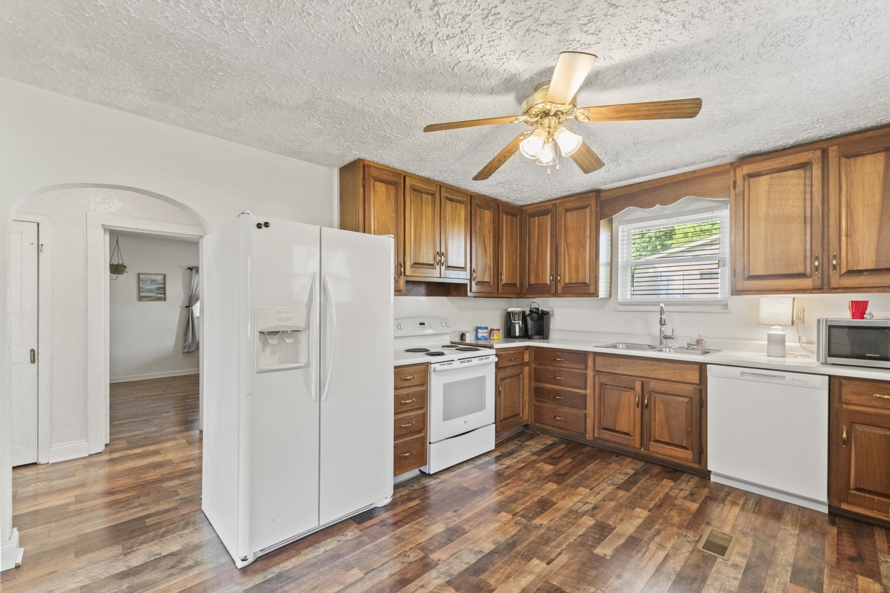 3217 Devore Street Ashland, KY 41102 - Photo 11 of 24
