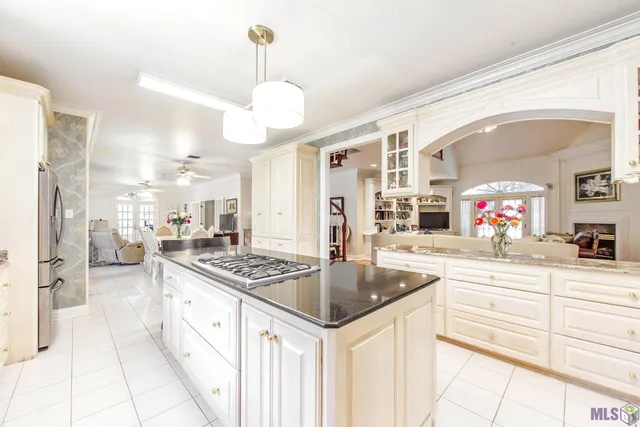 $879,900 | 222 Tiger Tail Road, Houma, LA 70360