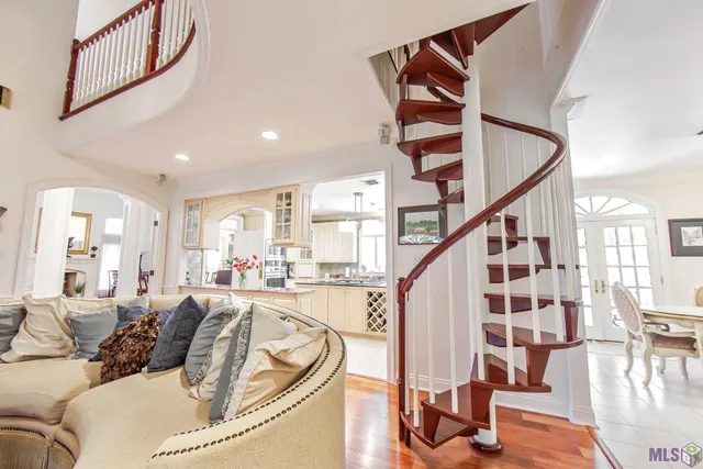 $879,900 | 222 Tiger Tail Road, Houma, LA 70360