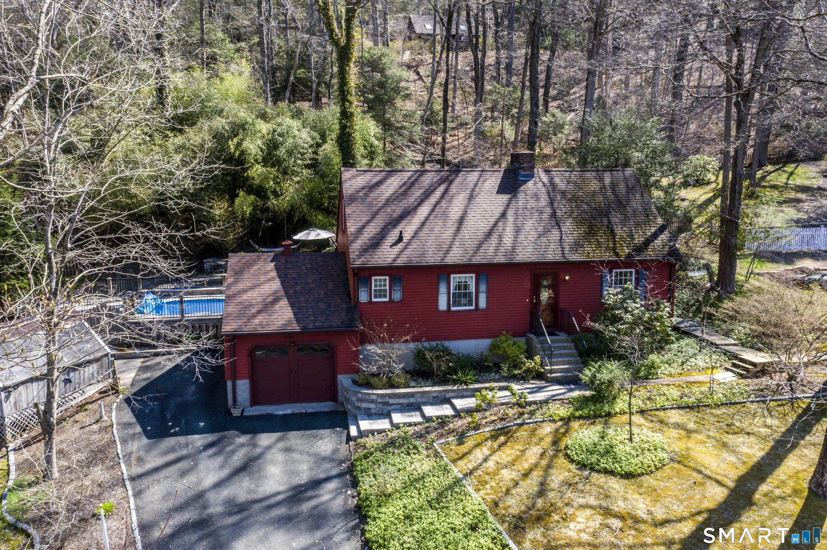 6 Morris Hubbard Road Haddam, CT 06441 - Photo 2 of 32