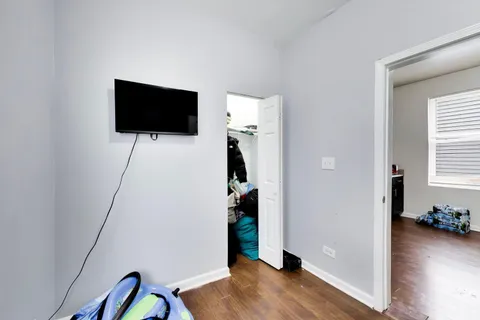$249,000 | 7524 South Ellis Avenue, Chicago, IL 60619