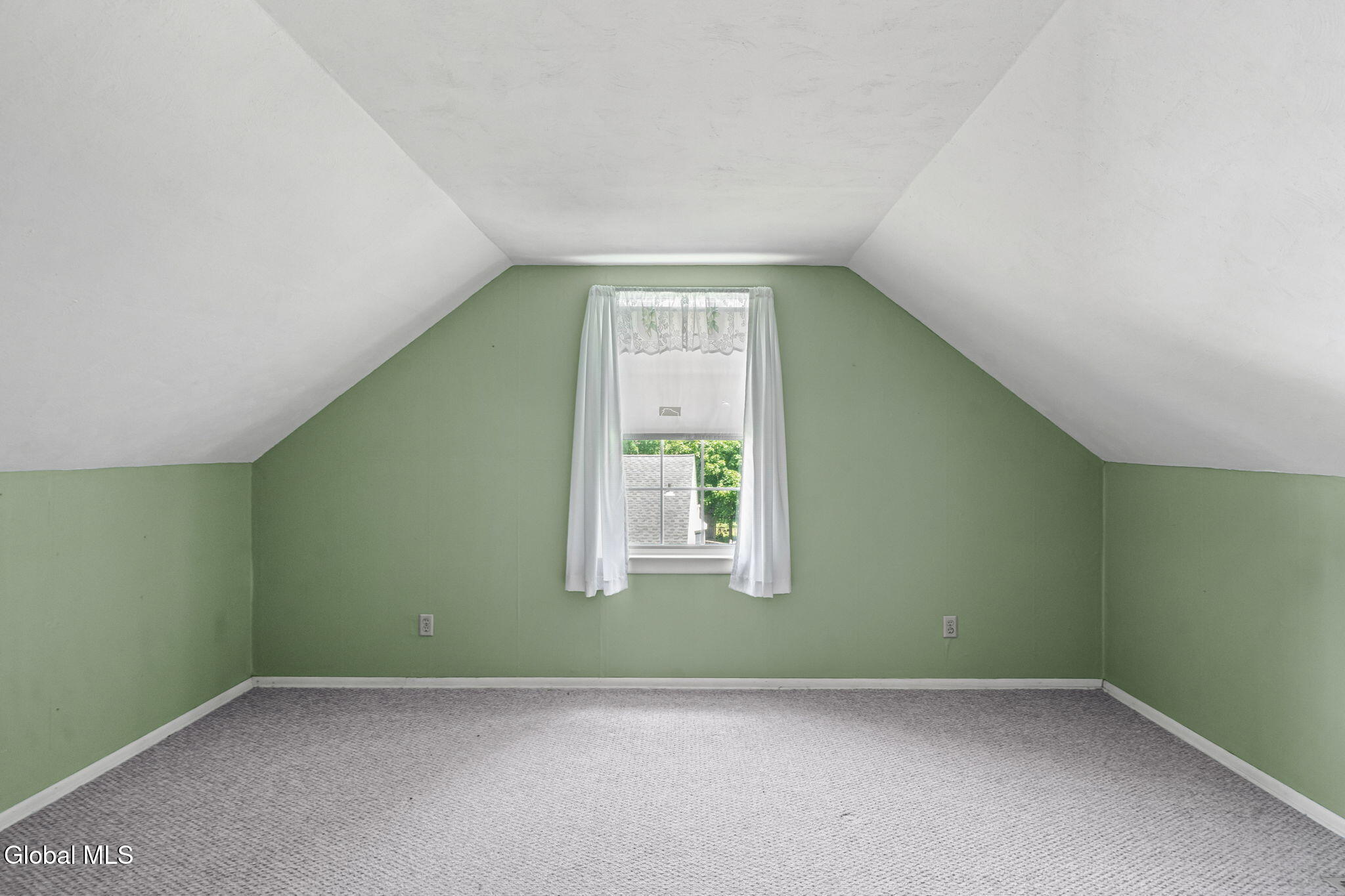 7 Pinewood Road Guilderland, NY 12084 - Photo 31 of 36 27-web-or-mls-7-pinewood-rd