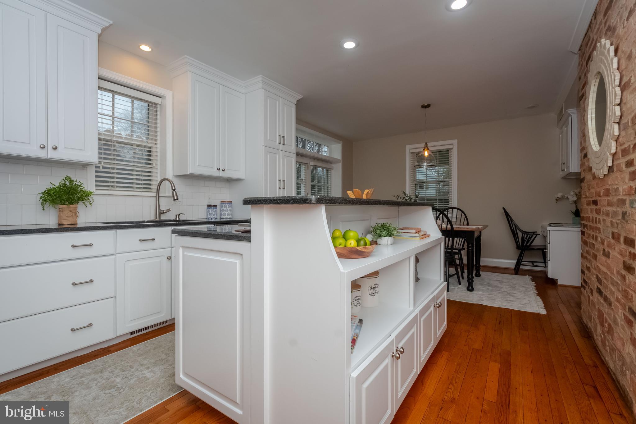 800 Ridgeleigh Road Baltimore, MD 21212 - Photo 18 of 79