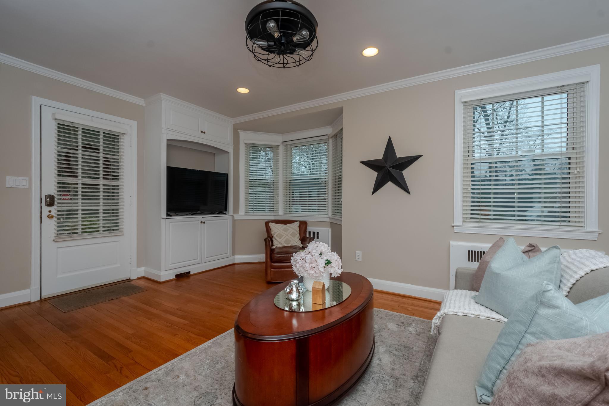 800 Ridgeleigh Road Baltimore, MD 21212 - Photo 10 of 79