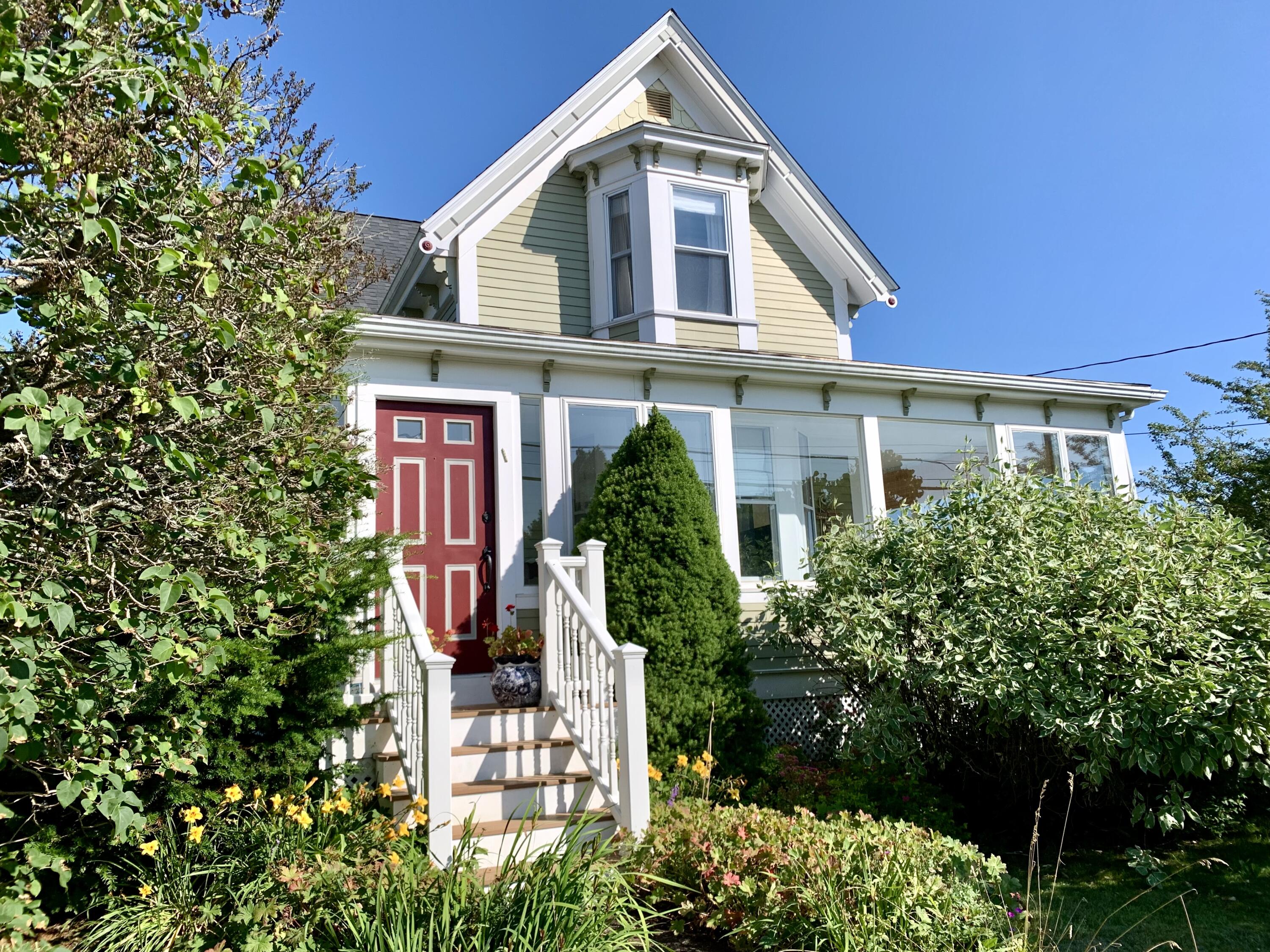 66 Main Street Lubec, ME 04652 - Photo 6 of 86 IMG_9923