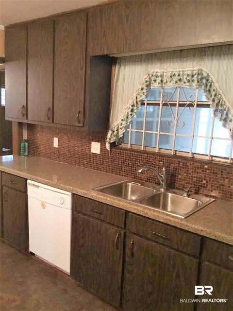 1806 Dauphin Street Mobile, AL 36606 - Photo 12 of 20