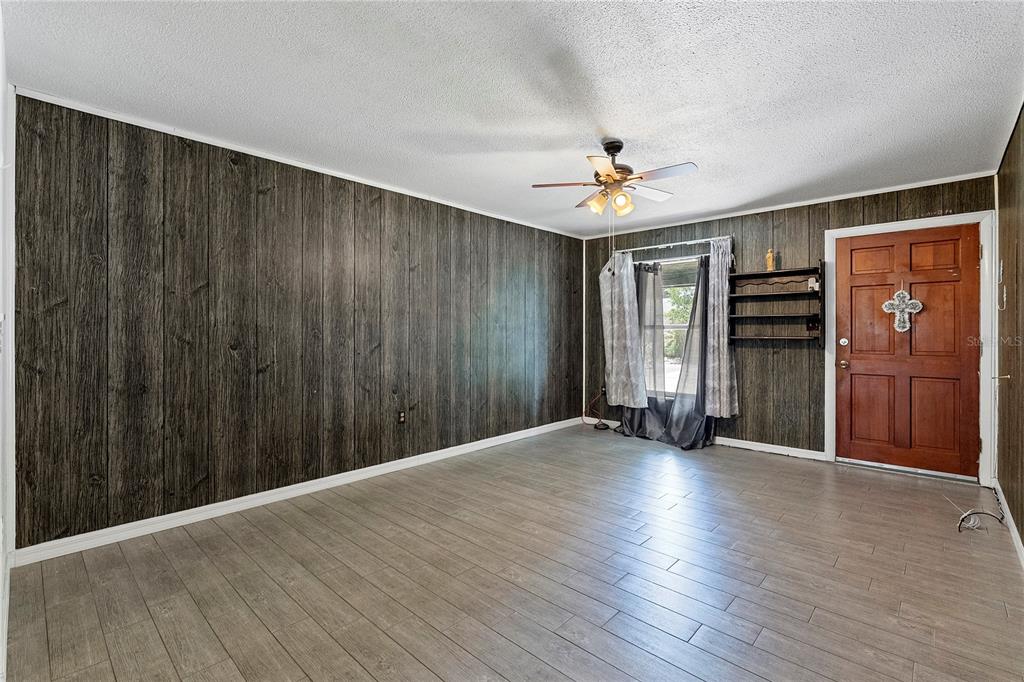 409 Mabel Street Ocoee, FL 34761 - Photo 7 of 34