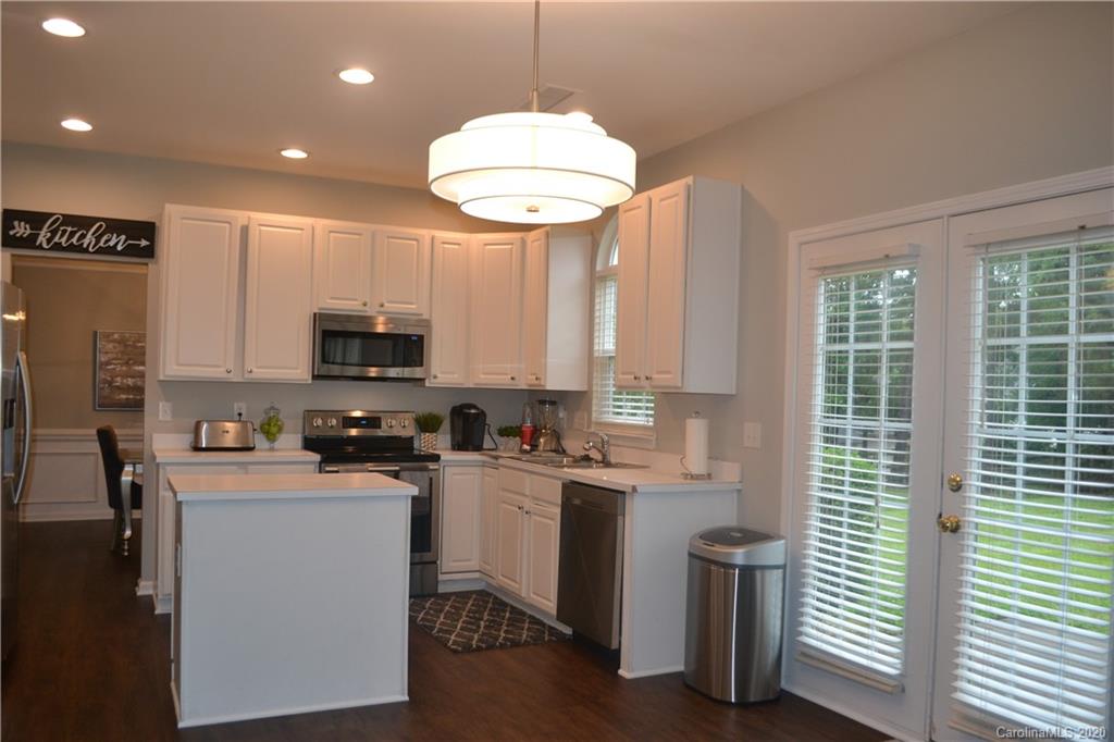 10741 Hellebore Road Charlotte, NC 28213 - Photo 8 of 31 Gallery Image 8