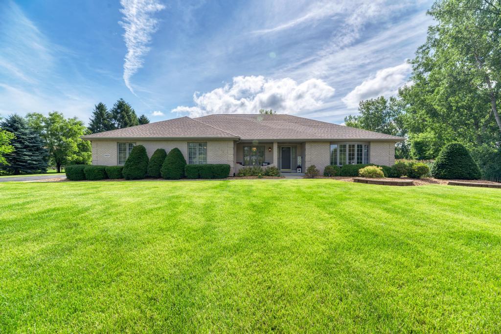 24031 South Schoolhouse Road Manhattan, IL 60442 - Photo 4 of 44