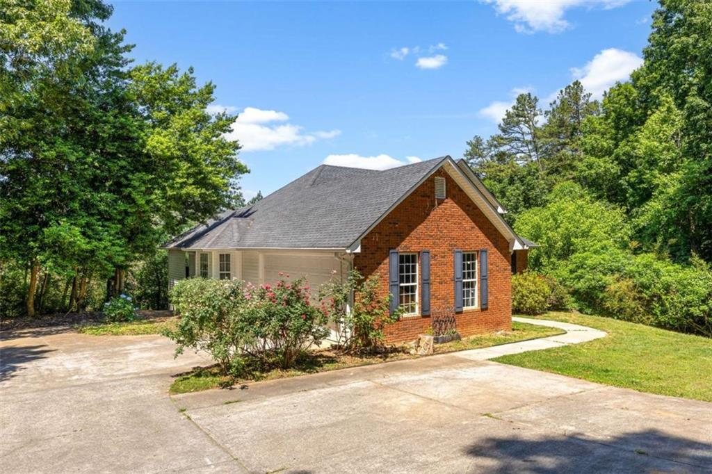 45 The Trail Southeast Lindale, GA 30147 - Photo 2 of 47