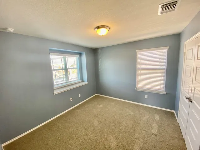 $2,300 | 1000 Danish Cove, Hutto, TX 78634