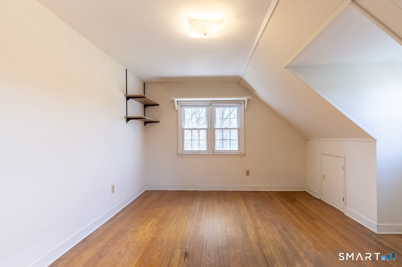 146 Warde Terrace Fairfield, CT 06825 - Photo 24 of 38 3RD BEDROOM