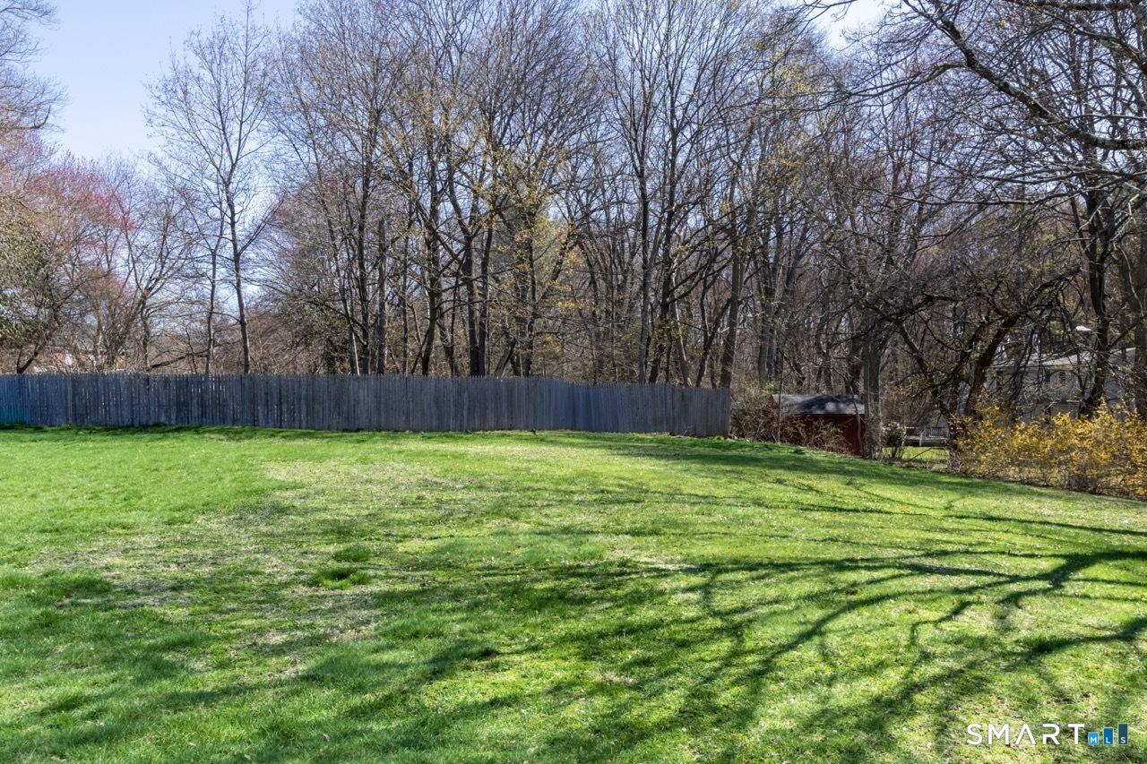 146 Warde Terrace Fairfield, CT 06825 - Photo 33 of 38