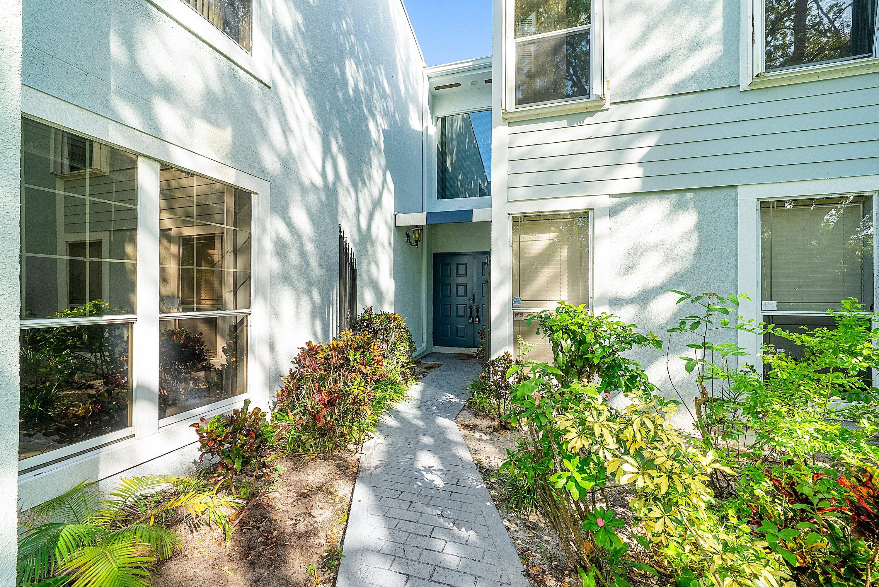 6165 Old Court Road, Unit 123 Boca Raton, FL 33433 - Photo 26 of 30 Entrance