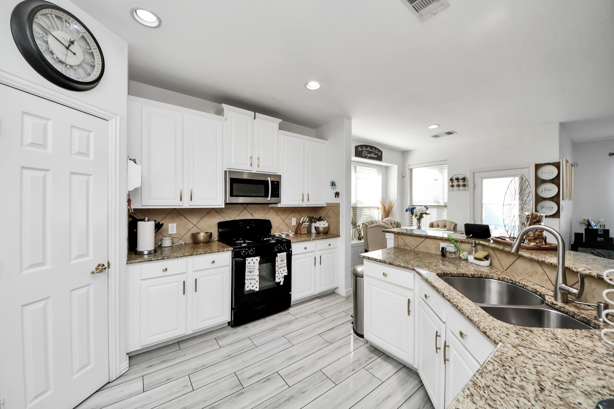 12119 Redbud Brook Trail Houston, TX 77089 - Photo 19 of 48